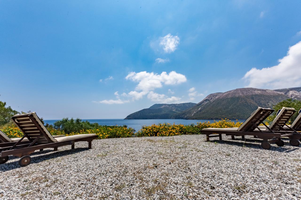 Vulcano Blu Residence Lipari  Exterior photo